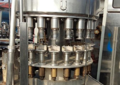 青島啤酒灌裝機(jī)定制廠家